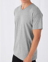 T-Shirt Exact V-Neck, B&C TU006 // BCTU006